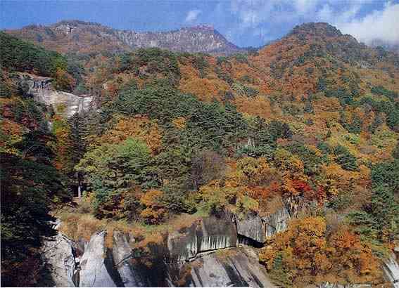 平壤妙香山旅游有哪些景色可以看？