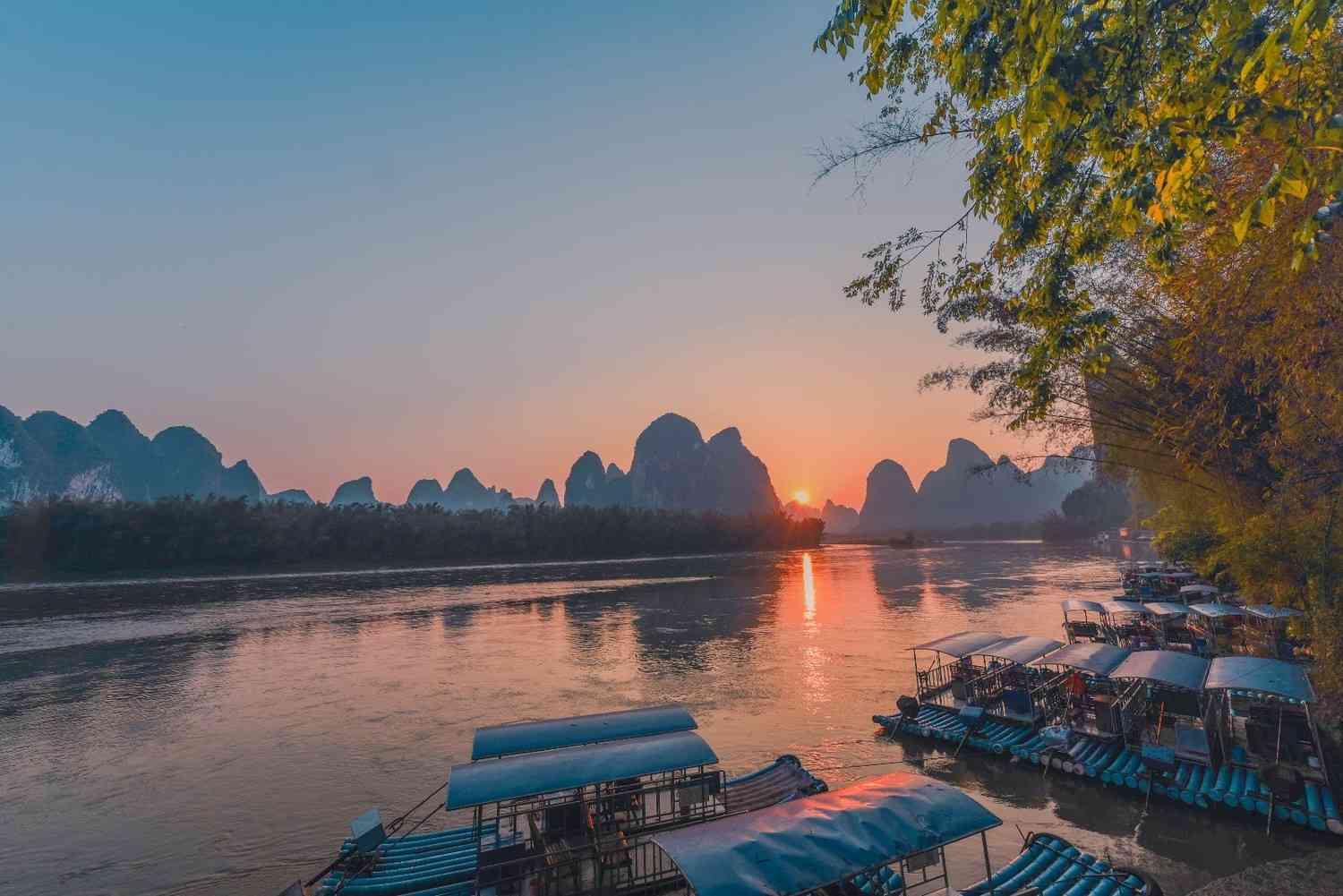 第一次来桂林旅游怎么玩？如何正确欣赏漓江美景
