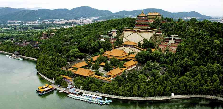 去北京旅游哪里好玩_住哪里方便_北京旅游注意事项