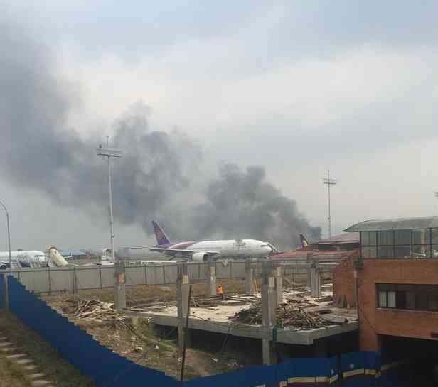 孟加拉航空飞机在尼泊尔坠毁，多人遇难其中1名中国乘客