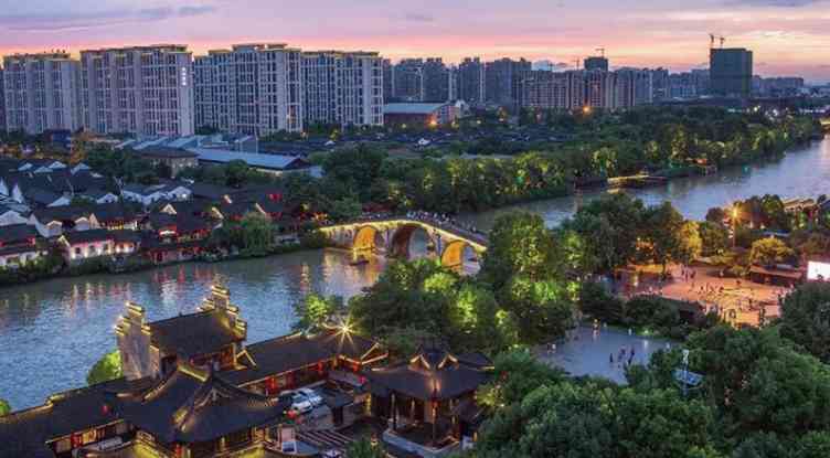 杭州游玩除了灵隐寺，你还可以去香积寺参观