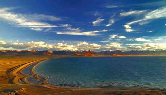 西藏最美湖泊