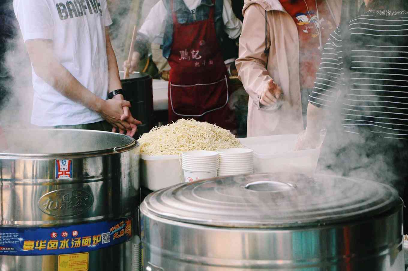 舌尖上的武汉，美食旅行必打卡吃什么？