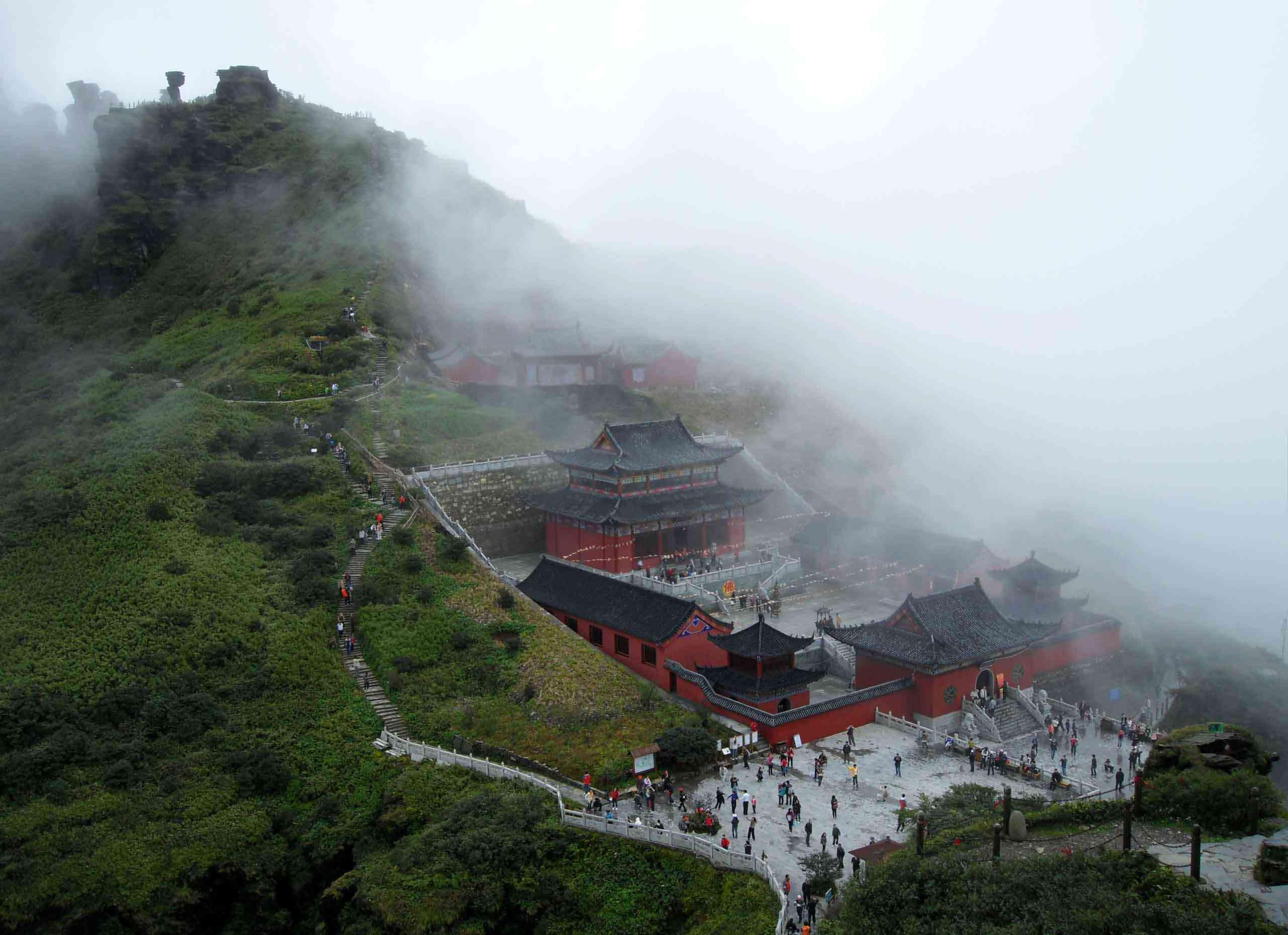 抖音网红旅游景点梵净山景点推荐，上山线路该如何安排？