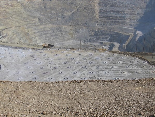 宾厄姆峡谷露天铜矿