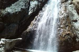 【天天发团热线】南山天山大峡谷一日游