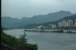 国庆湖北三峡旅游推荐 武汉到清江画廊 三峡大瀑布二日游