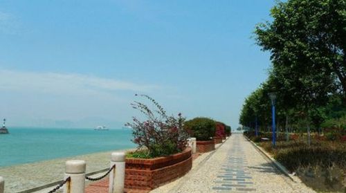<厦门-土楼4日半自助游>环岛路放风筝(当地游)
