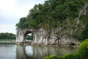 【团购清明四天游】佛山去浪漫阳朔4日游｜泡酒吧街、游漓江