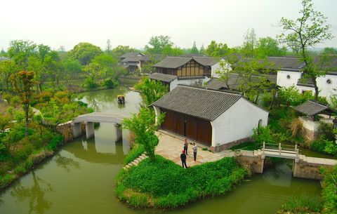 <南京-无锡-苏州-杭州-上海-乌镇-周庄5日游>南京参团