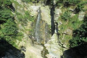 庐山瀑布温泉水上乐园二日游 武汉出发可以玩2天时间的景区