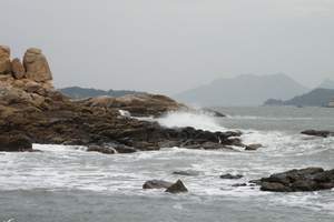 东山风动石景区